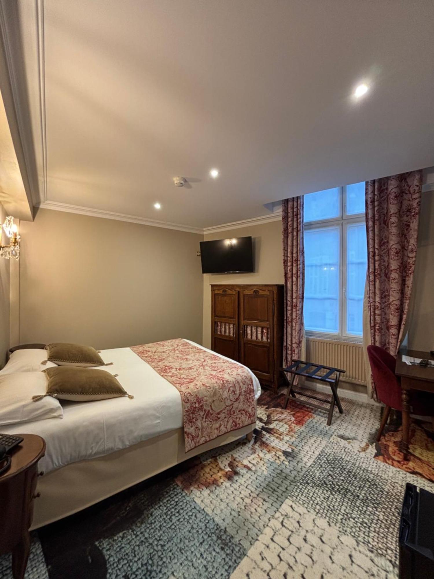 Hotel De La Poste Langres Dış mekan fotoğraf