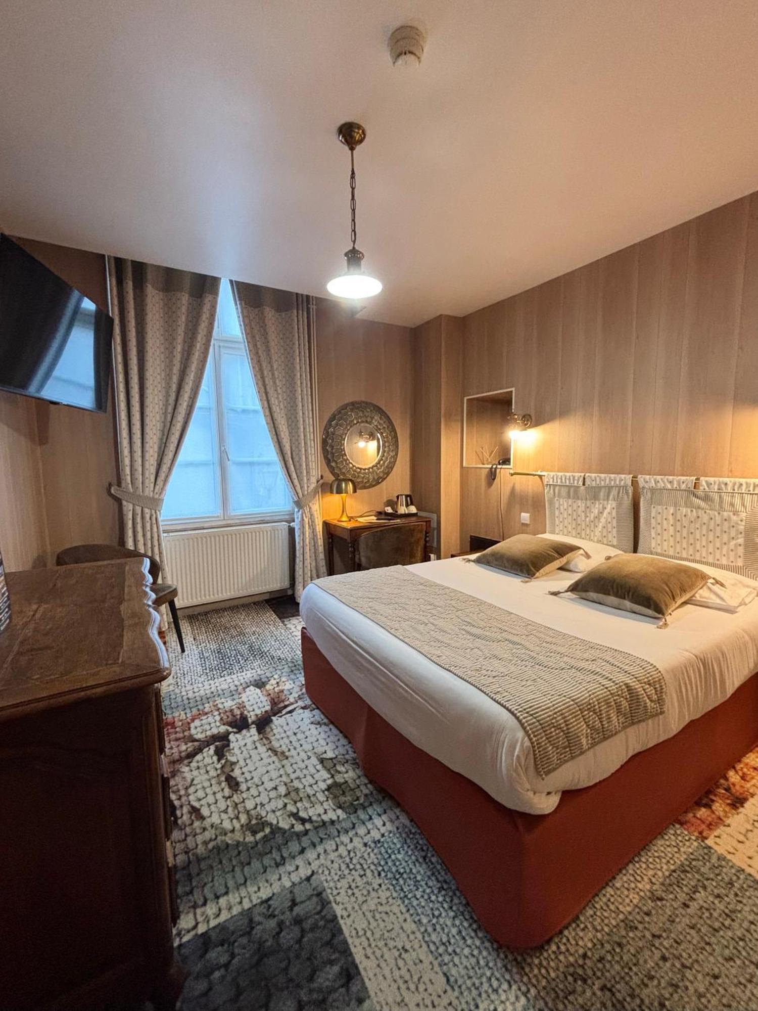 Hotel De La Poste Langres Dış mekan fotoğraf